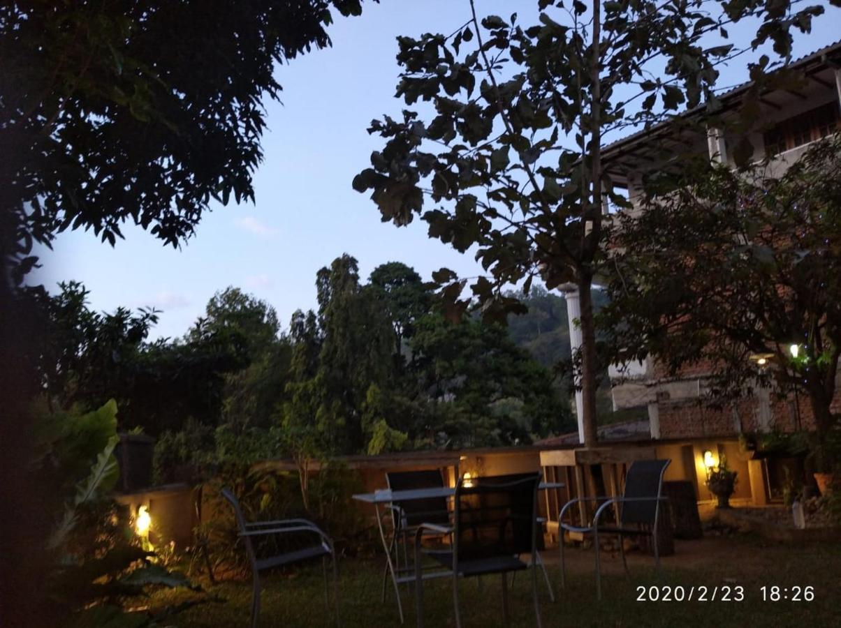 Don'S Lounge & Villa Kandy Ngoại thất bức ảnh